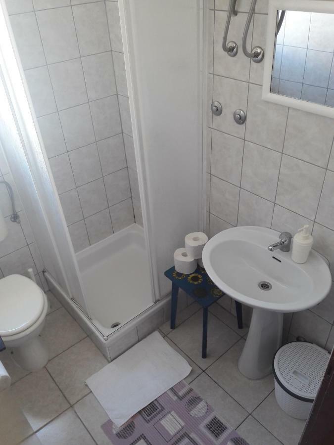 Apartments Pag Holiday Паг Екстер'єр фото